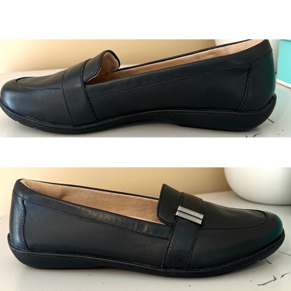 NWOB NATURALIZER  SOUL Kentley Flat Loafer Black Leather Size 7.5Wide - Picture 7 of 13